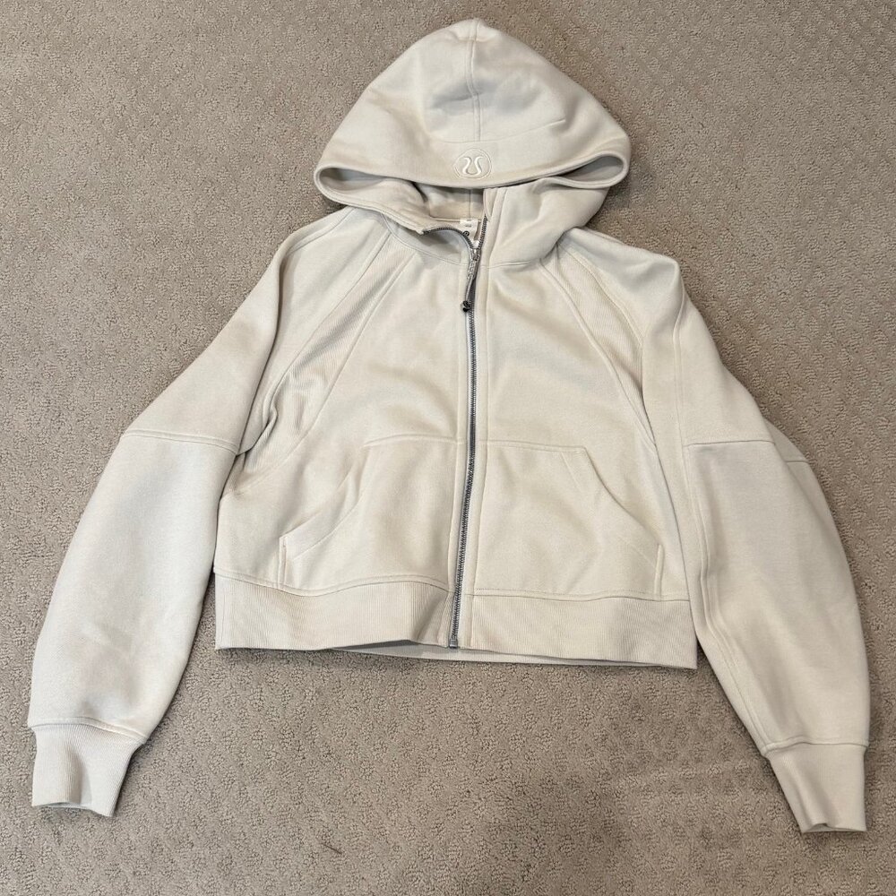 Lululemon Scuba Full Zip - Cream Color XS/S